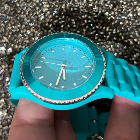 Icing Turquoise Rubber Watch! OS - Picture 6 of 12